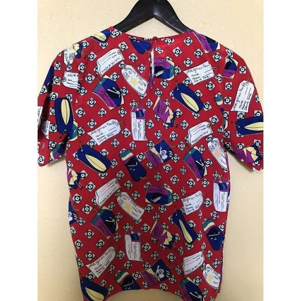 Vintage Kathie Lee Collection Travel Novelty Print Red Blouse Size 4